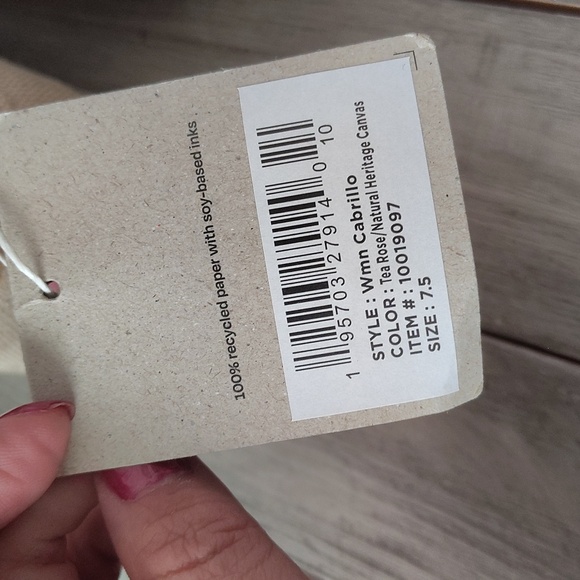 NWT TOMS Earthwise Sneakers In Tea Pink/ Natural Size Woman's 7.5 - Picture 12 of 13